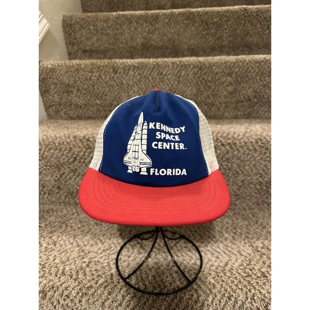 Vintage Mesh Trucker Hat Kennedy Space Center NASA Florida